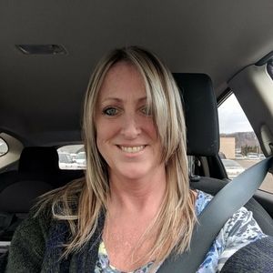 Liz 5 ⭐seller, 💨Fast shipper📨Top 10% sharer💗